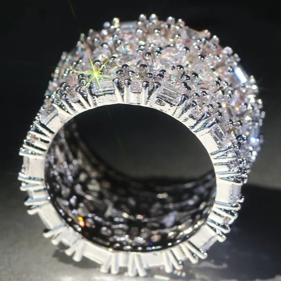 NEW 925 STERLING SILVER DIAMOND CUSHION RING - Picture 3 of 6